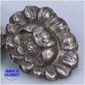 Vintage Sterling Silver - Repousse Flower