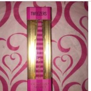 Victoria's Secret Beauty Shape  Tweezer