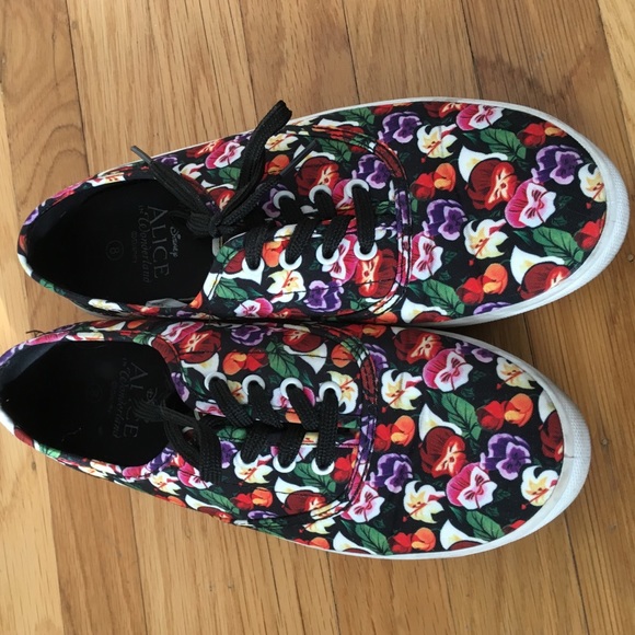 ALICE IN WONDERLAND SHOES