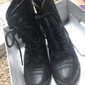 Kids zip up combat boots