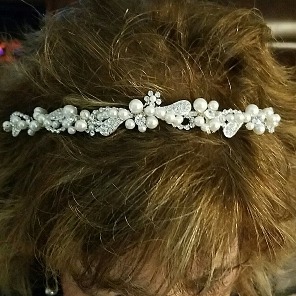 Jessica McClintock Headband main image 4