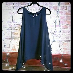 Black hi-lo hem tank top