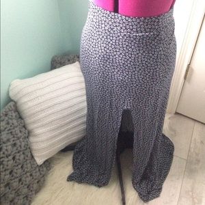 Brandy Melville Maxi Skirt