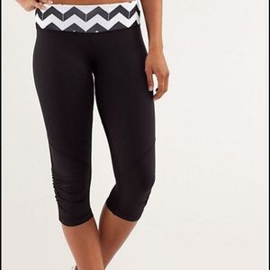 Lululemon black running pants