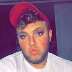 Meet your Posher, Cameron