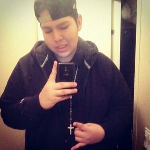 Meet your Posher, Ramiro