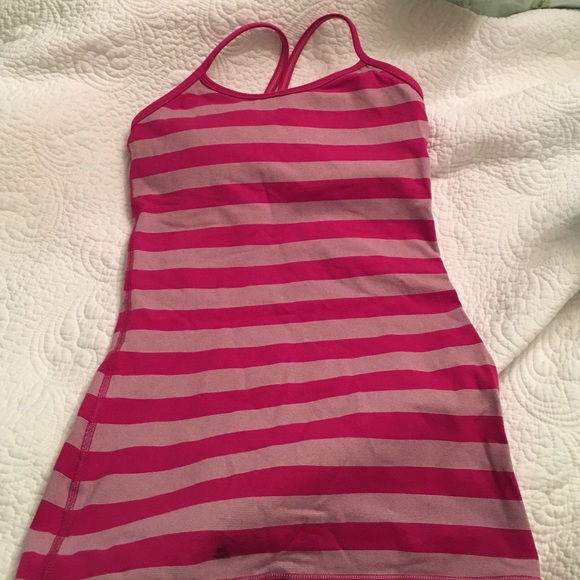 Lululemon Razorback Tank! - Picture 1 of 3