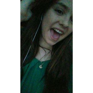 Meet your Posher, Kira