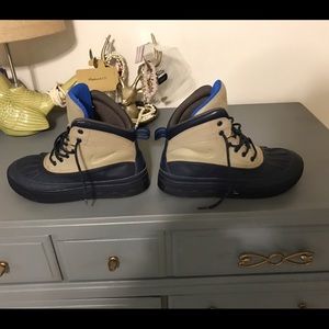 Nike rain boots