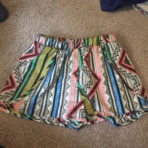 Retro print high wasted shorts