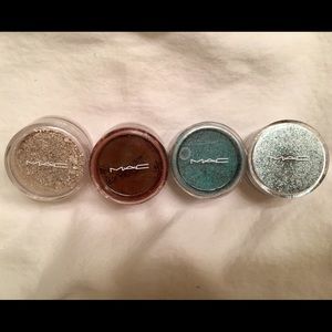MAC crushed metallic pigments