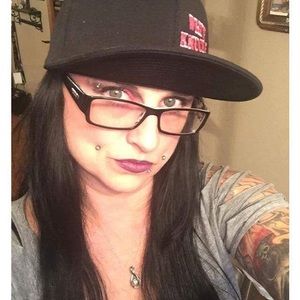 Meet your Posher, Teri