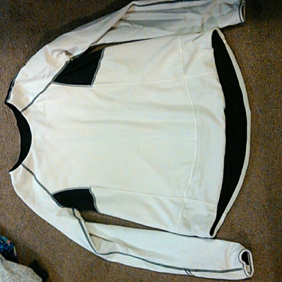 Lululemon long sleeved top