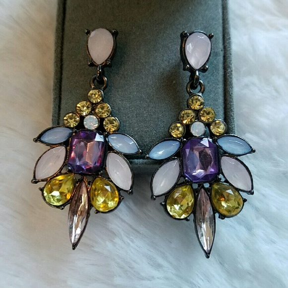 Unbranded Jewelry - {Unbranded} Jewel Tones Chandelier Earrings