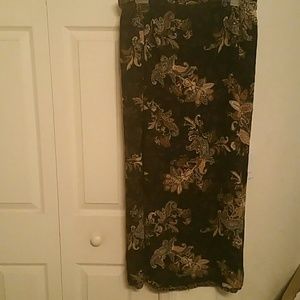 36" X-large reversible 36" long skirt.