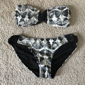Strapless bikini