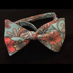 Floral sensation bow tie