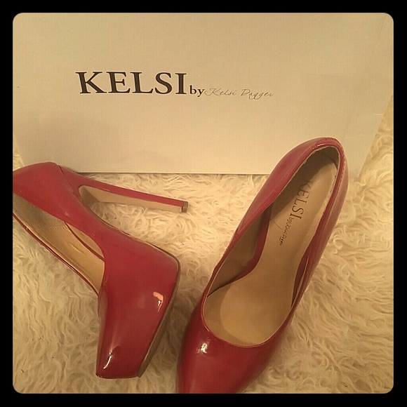 Kelsi Dagger Shoes - Sexy Red Patent KELSI Pumps Size 8.5