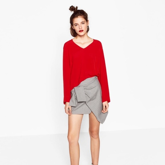 Zara Tops - ZARA RED V NECK TOP