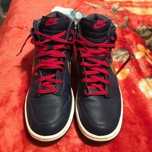 Big boys Nike sneakers