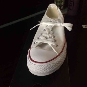 Converse shoes size 9