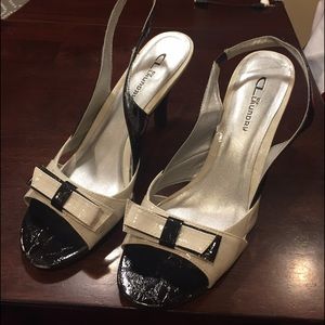 Chinese Laundry shoes, size 10, Jayze