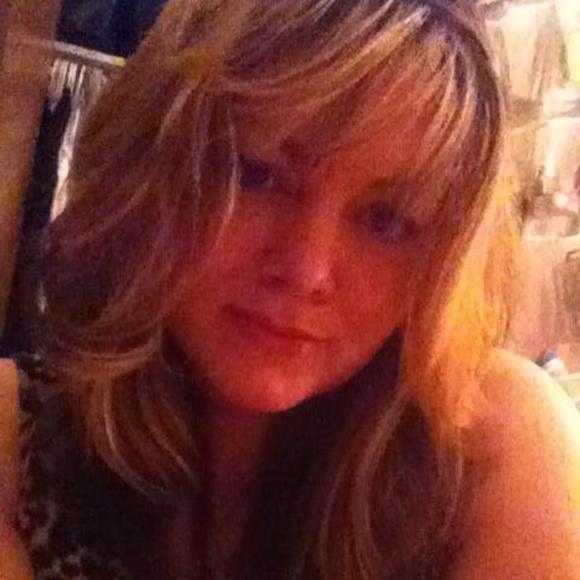 Meet your Posher, Janet