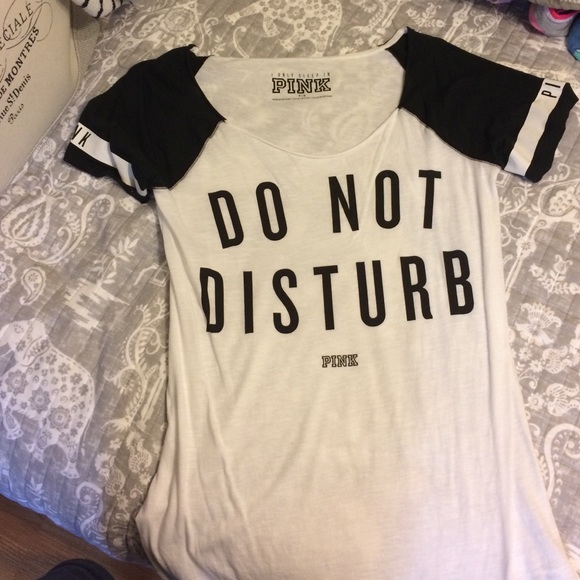 PINK "do not disturb" PJ tee!