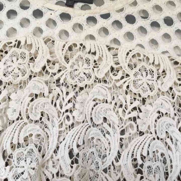 HOST PICK!! Anthropologie Lace Top - Picture 6 of 7