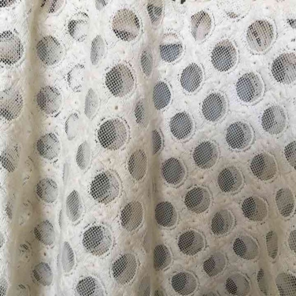 HOST PICK!! Anthropologie Lace Top - Picture 7 of 7