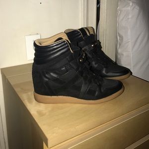 Zara wedge sneaker in black suede with studs 39