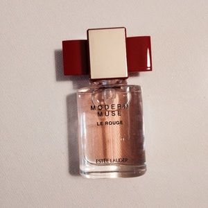 Modern Muse Le Rouge perfume