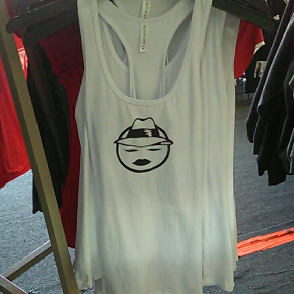 White ladies tank tops