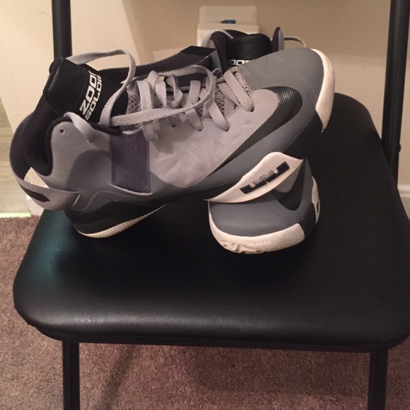 ***TWO DAY SALE** LeBron James Zoom Soldier 6