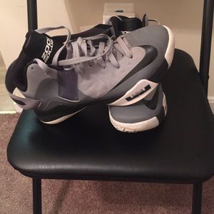 ***TWO DAY SALE** LeBron James Zoom Soldier 6