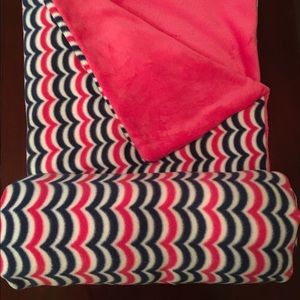 Oversized 6 ft. reversible fleece throw