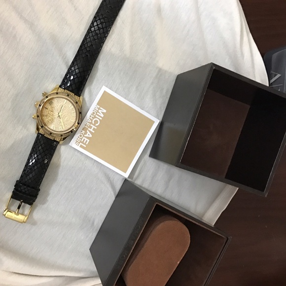 Michael kors watch wore it 3 times