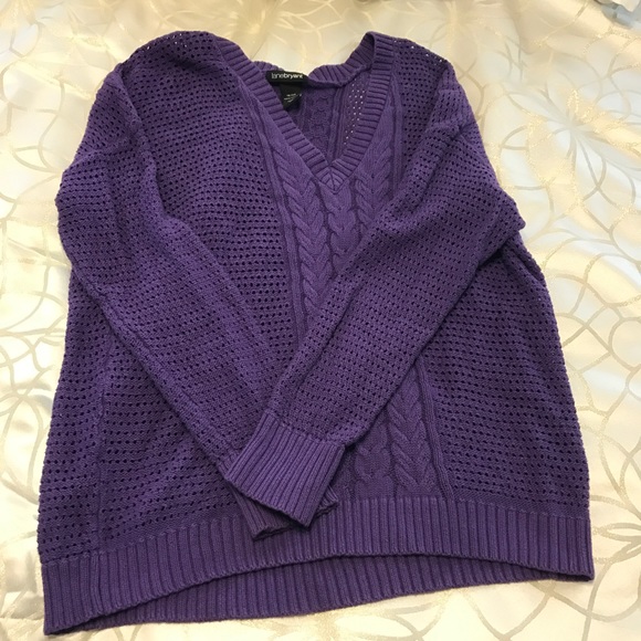 Lane Bryant Sweaters - Lane Bryant VNeck