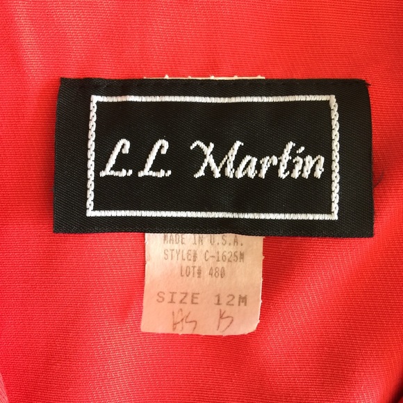 NWOT red ladies coat - Picture 8 of 8