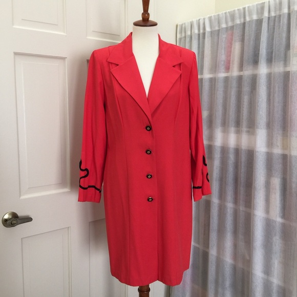 NWOT red ladies coat - Picture 2 of 8