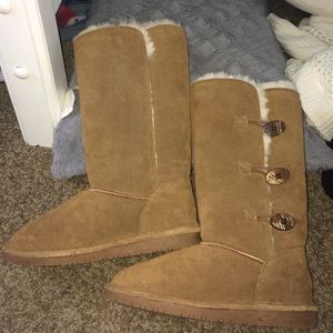 Tan Bearpaw Boots