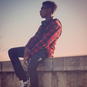 Meet your Posher, Elijah