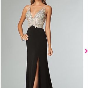 Beautiful Jovani evening gown / prom dress!