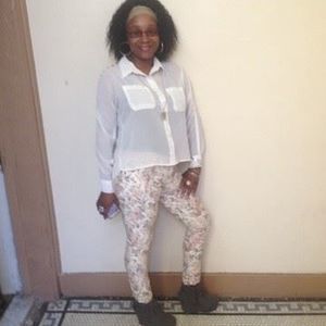 Meet your Posher, Aisha