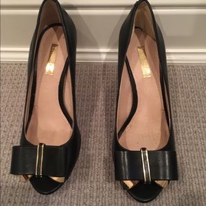 Black Louise et Cie heels with bow