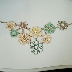 Forever 21 necklace