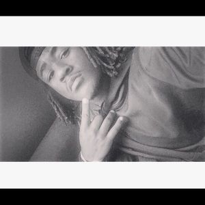 Meet your Posher, Grayson