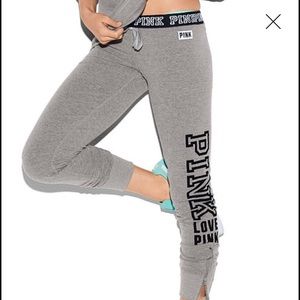 Extra stretchy with a soft sweatpant feel—the Gym