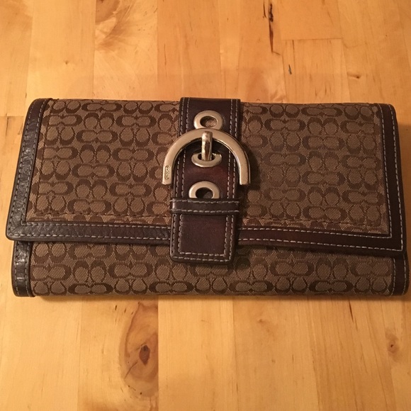 Used coach wallet