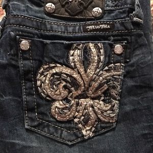 New Miss Me 27 long boot cut 27x34"